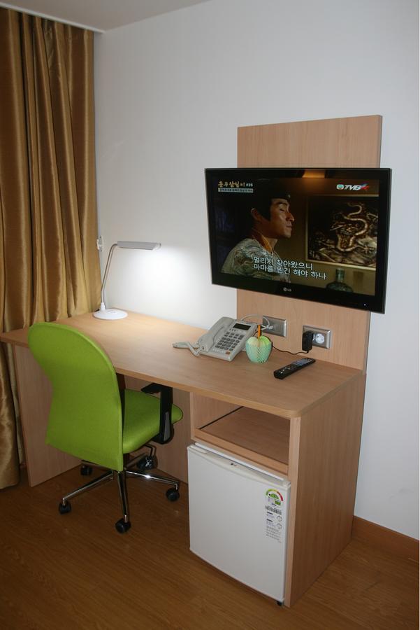 Gunsan Apple Tree Hotel Ngoại thất bức ảnh