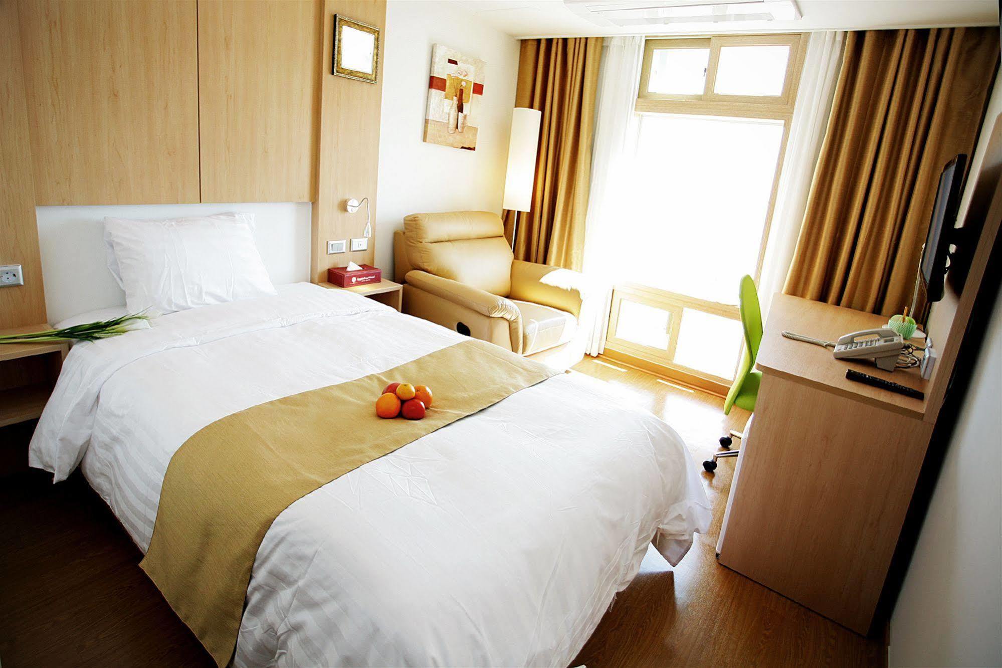 Gunsan Apple Tree Hotel Ngoại thất bức ảnh